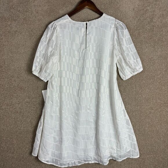 Lulus Check Up On It Shift Dress Size Small White/Gold Short Sleeve Metallic NEW - Picture 12 of 13